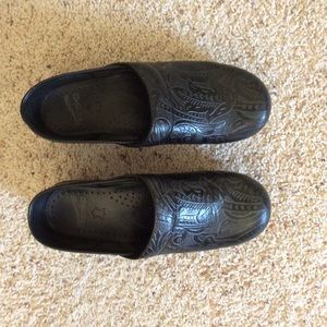 Black Dansco Clogs
